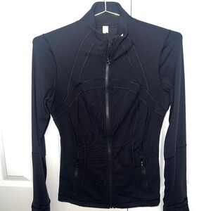 Lululemon define jacket (not cropped) SZ 6
